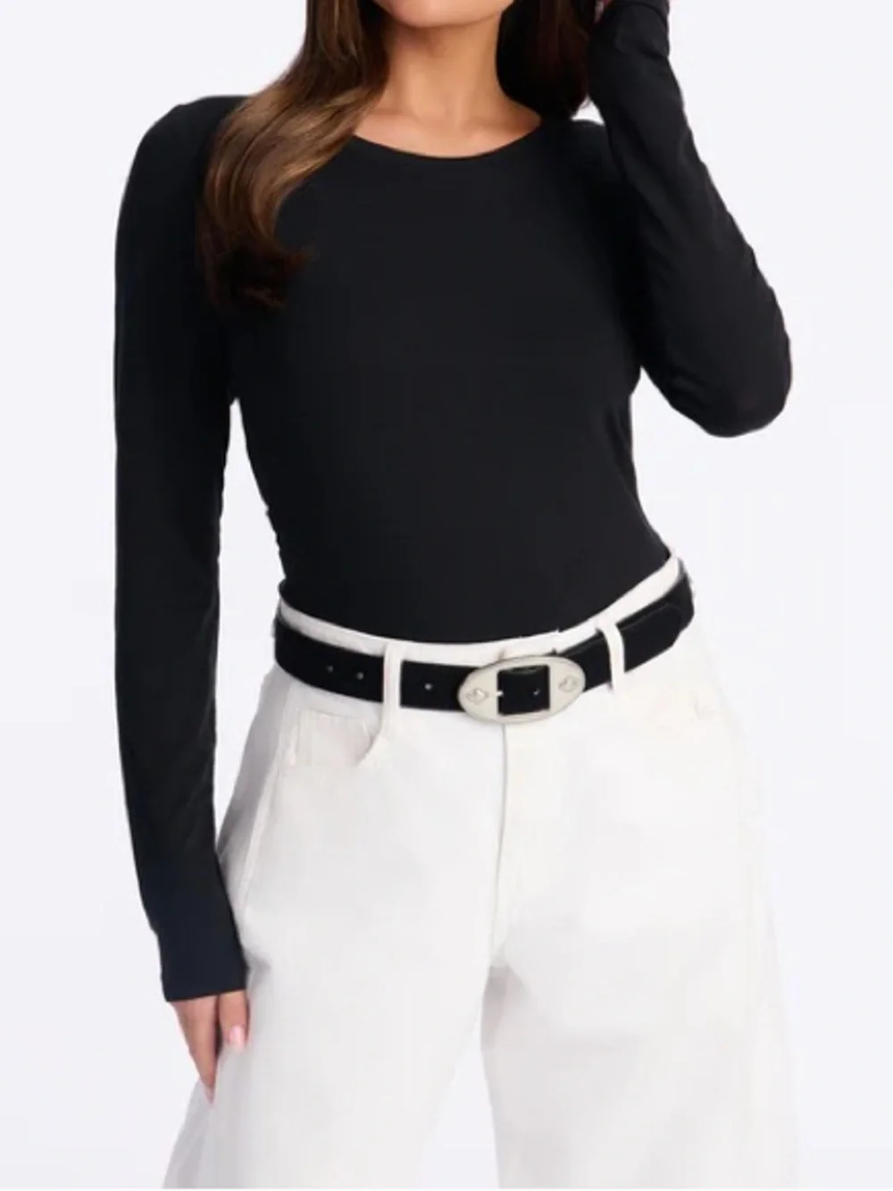 Round about Silver Buckle Faux Leather Belt NEW 🏷️